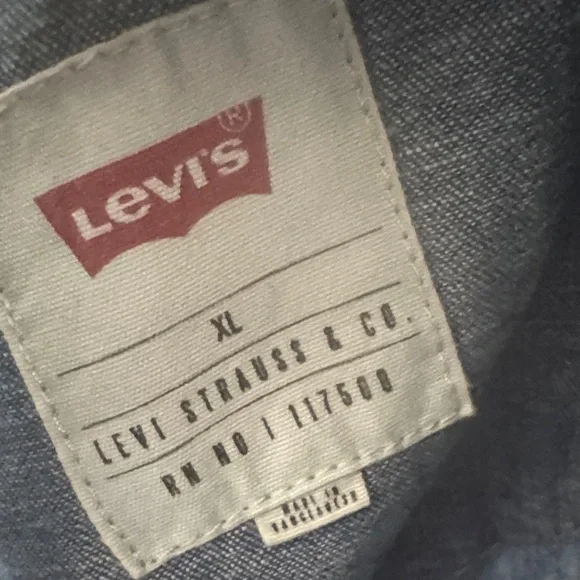 Levi's Washed Blue Denim Shirt Jacket - Picture 4 of 5